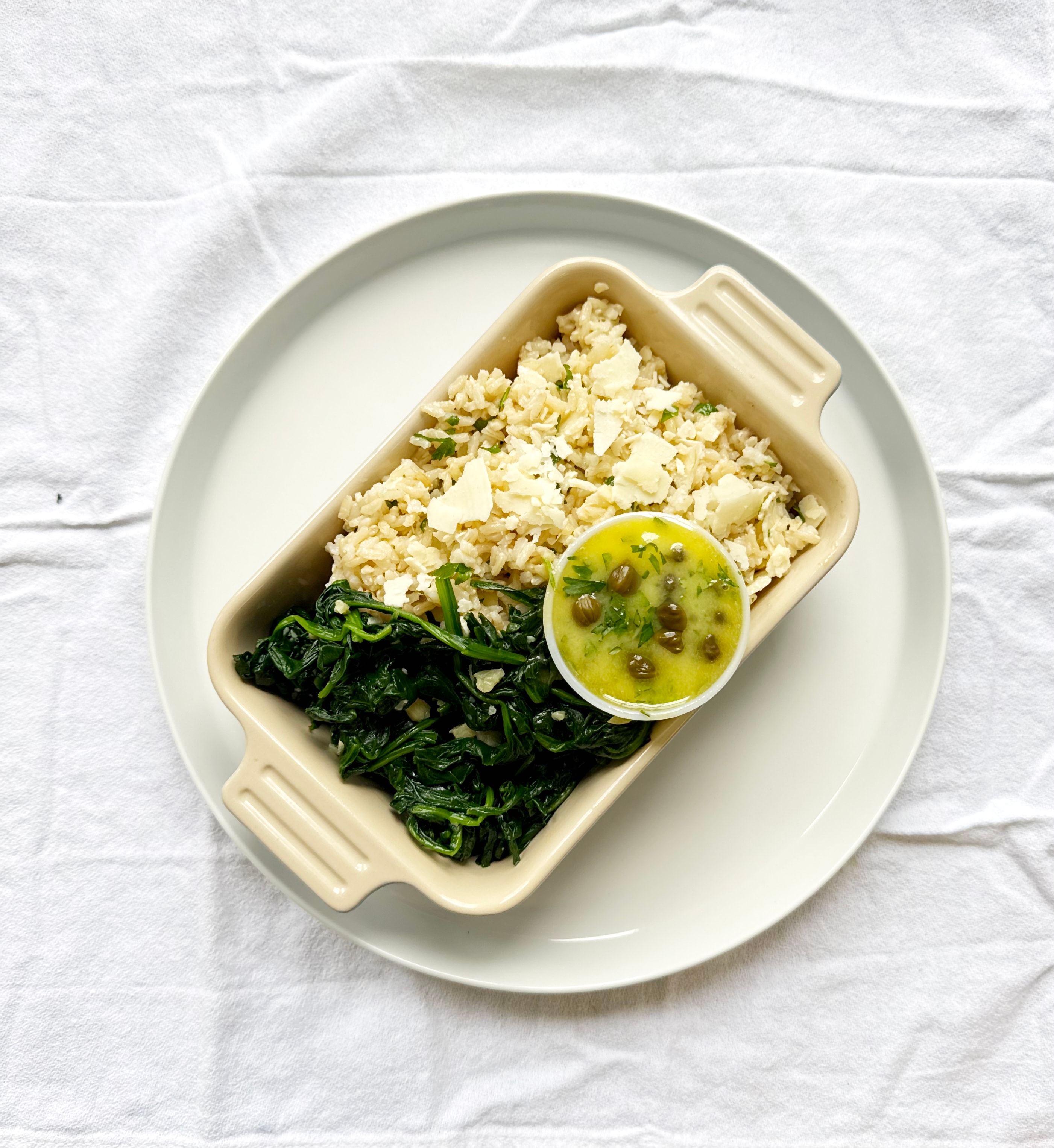 Rice with spinach and caper sauce
